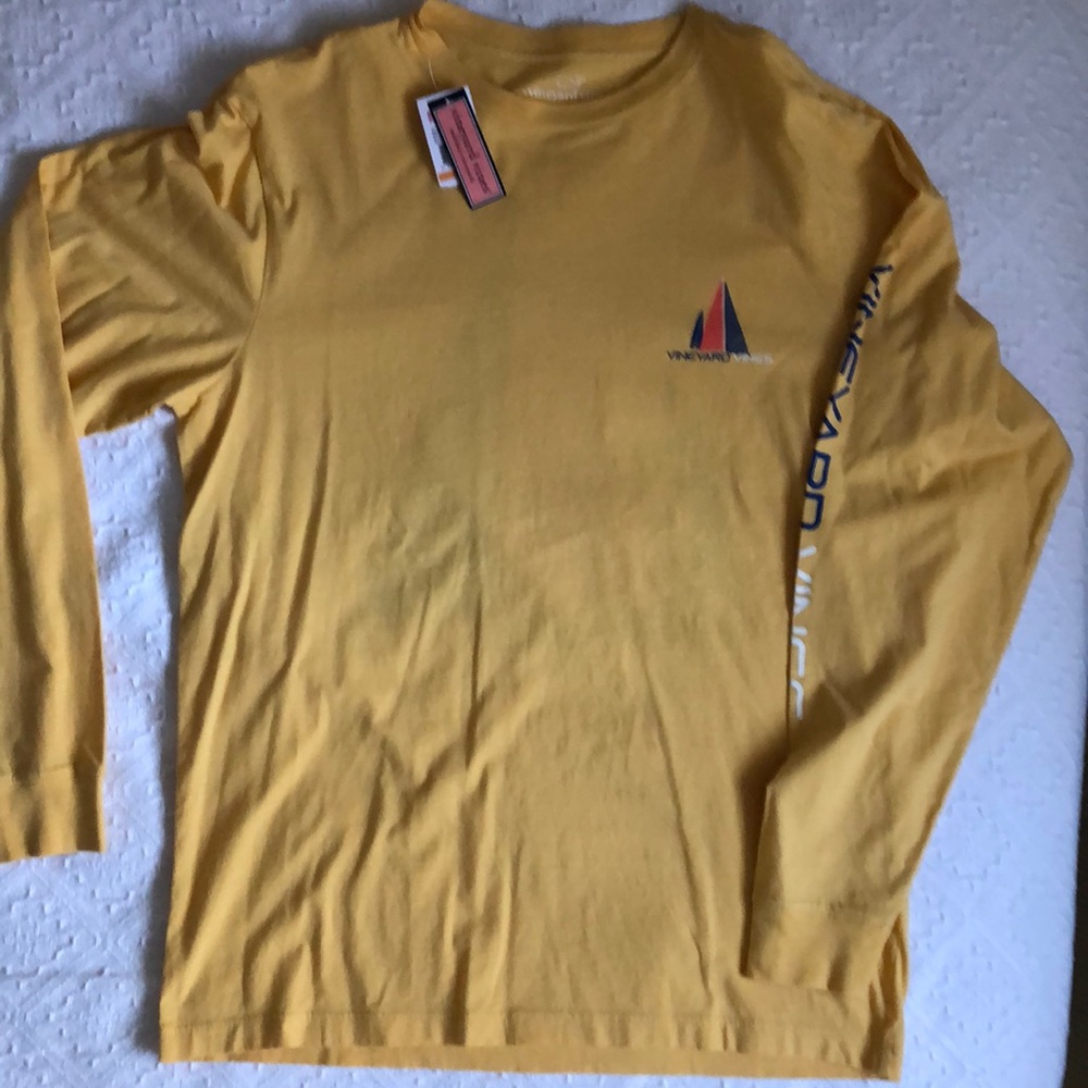 vineyards vines long sleeve graphic tee sail away